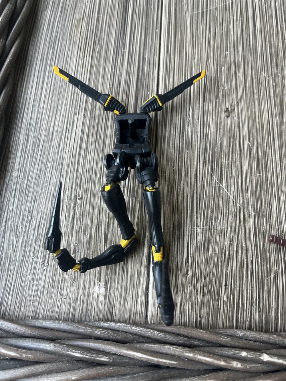 Marvel Legends Yellow Backpack ONLY First 10 Years From Ant Man 2 Pack